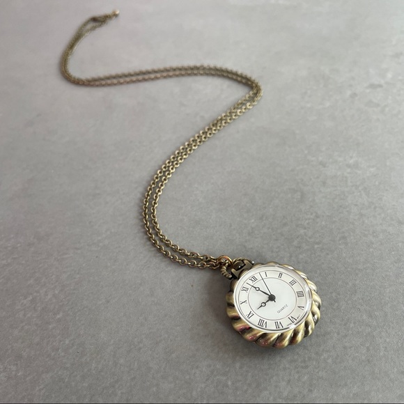 Urban Outfitters Jewelry - SOLD Clock Pendant Necklace